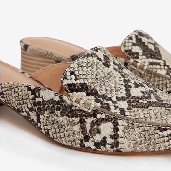 EXPRESS textured slide loafers NEW - Picture 5 of 5